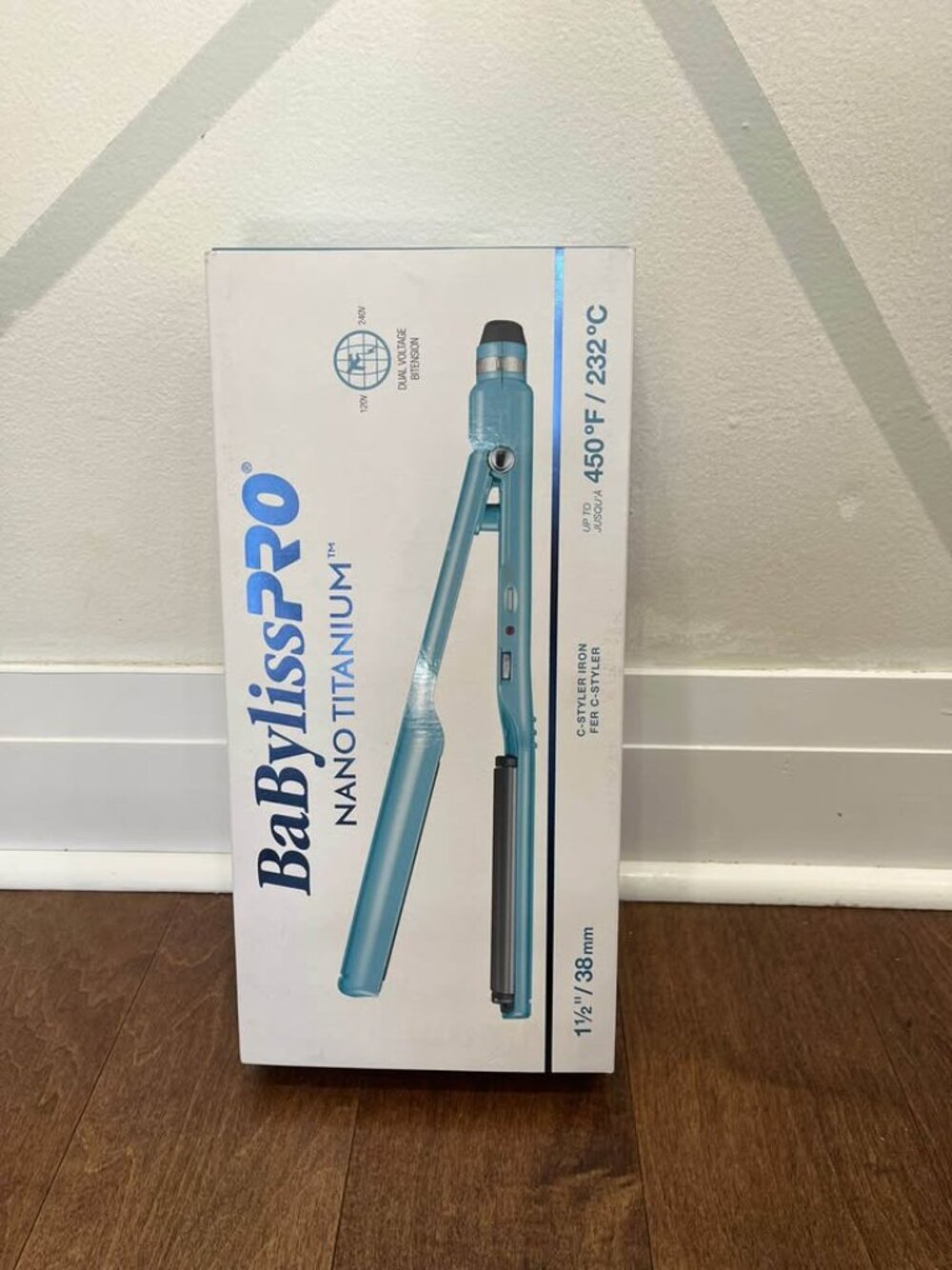 BaBylissPRO Nano Titanium 1 1/2" C-Styler Iron Dual Voltage